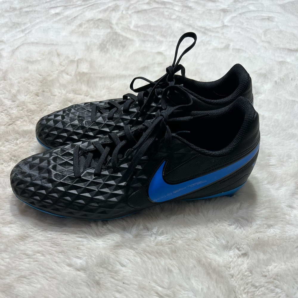 Nike Tiempo Legend 8 Pro FG soccer cleats mens size 7.5